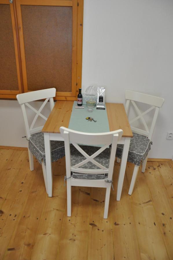 Apartman U Vaclava V Centru Mesta Litomysl Ngoại thất bức ảnh